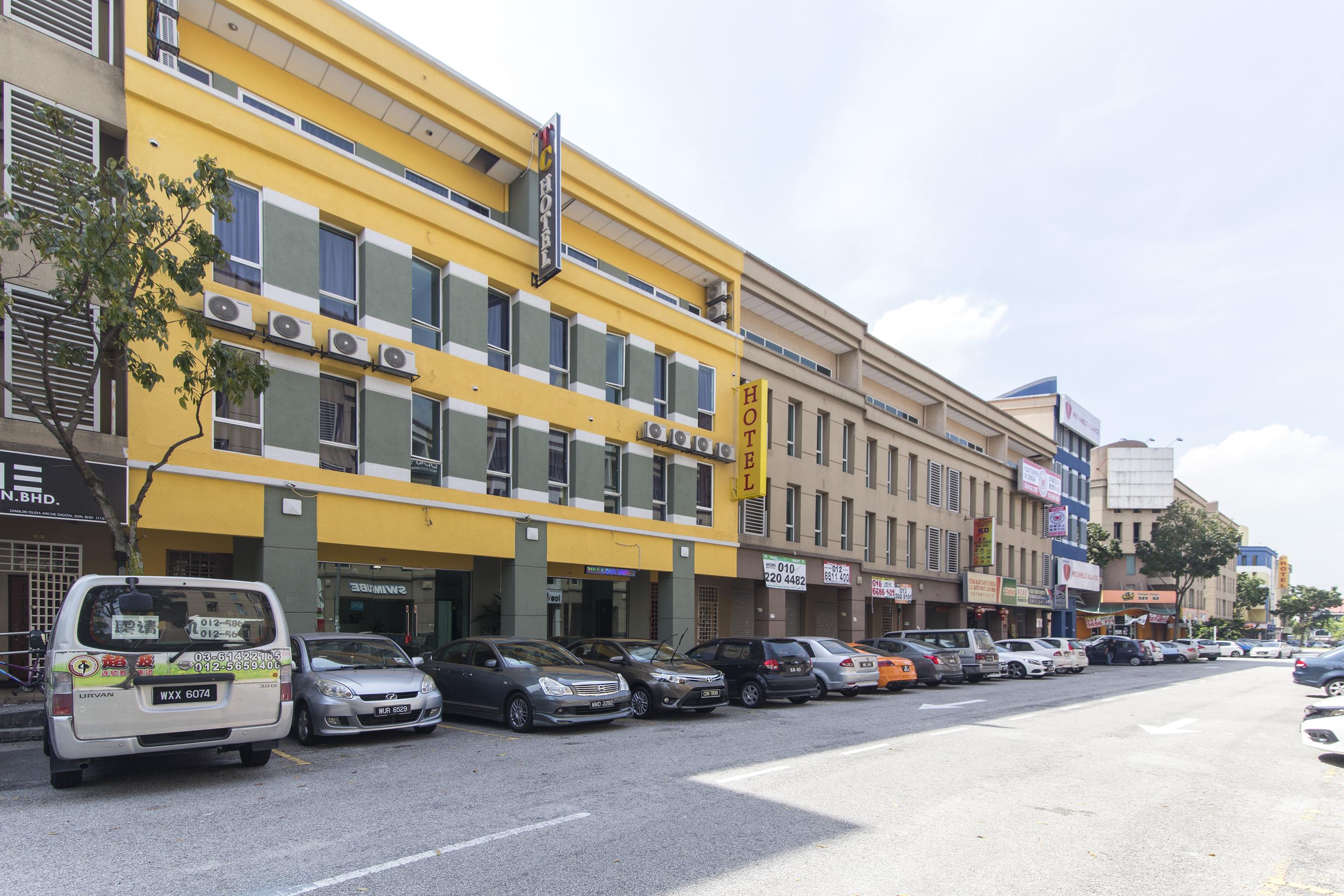 Miju Hotel Kota Damasara Near Strand Mall Petaling Jaya Exterior photo
