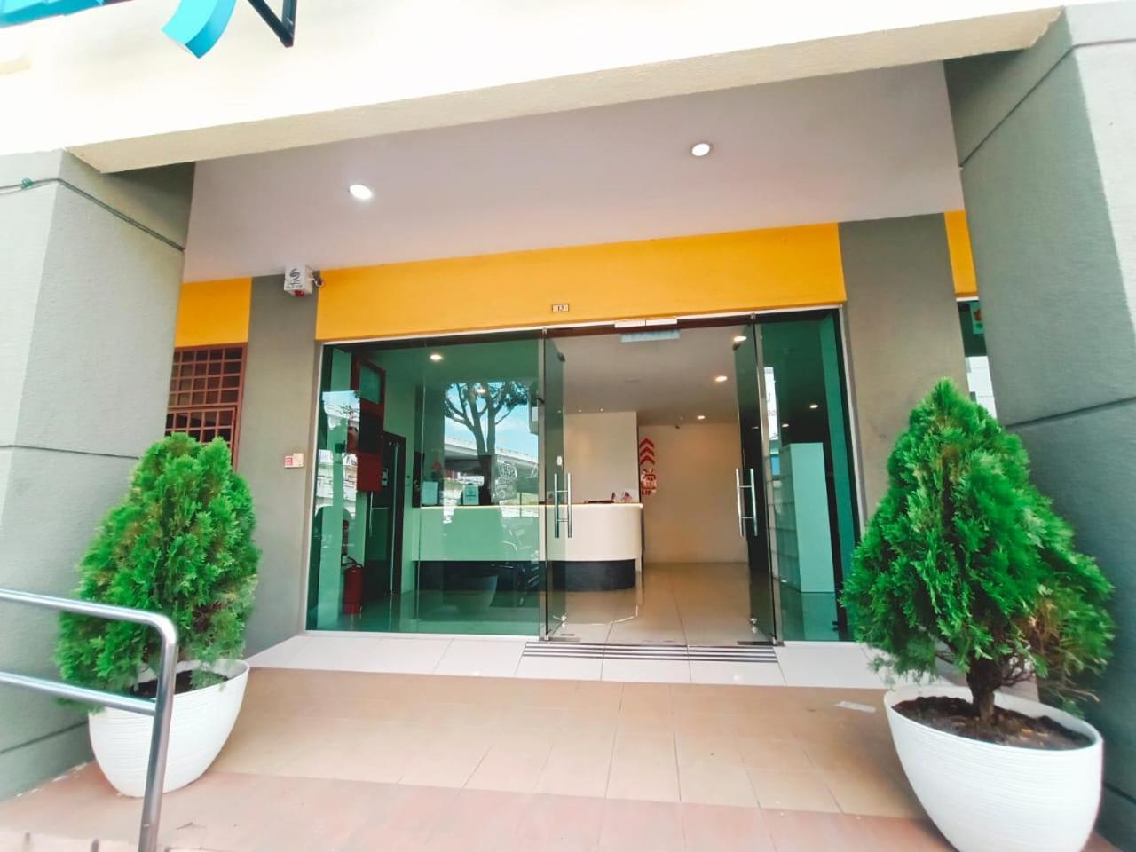 Miju Hotel Kota Damasara Near Strand Mall Petaling Jaya Exterior photo